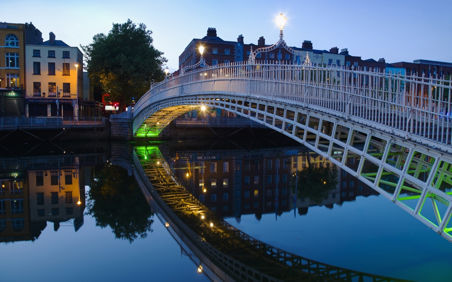 Дублин. Ирландия Дублин. Мост в Дублине. Дублин столица. Столица Северной Ирландии Дублин.