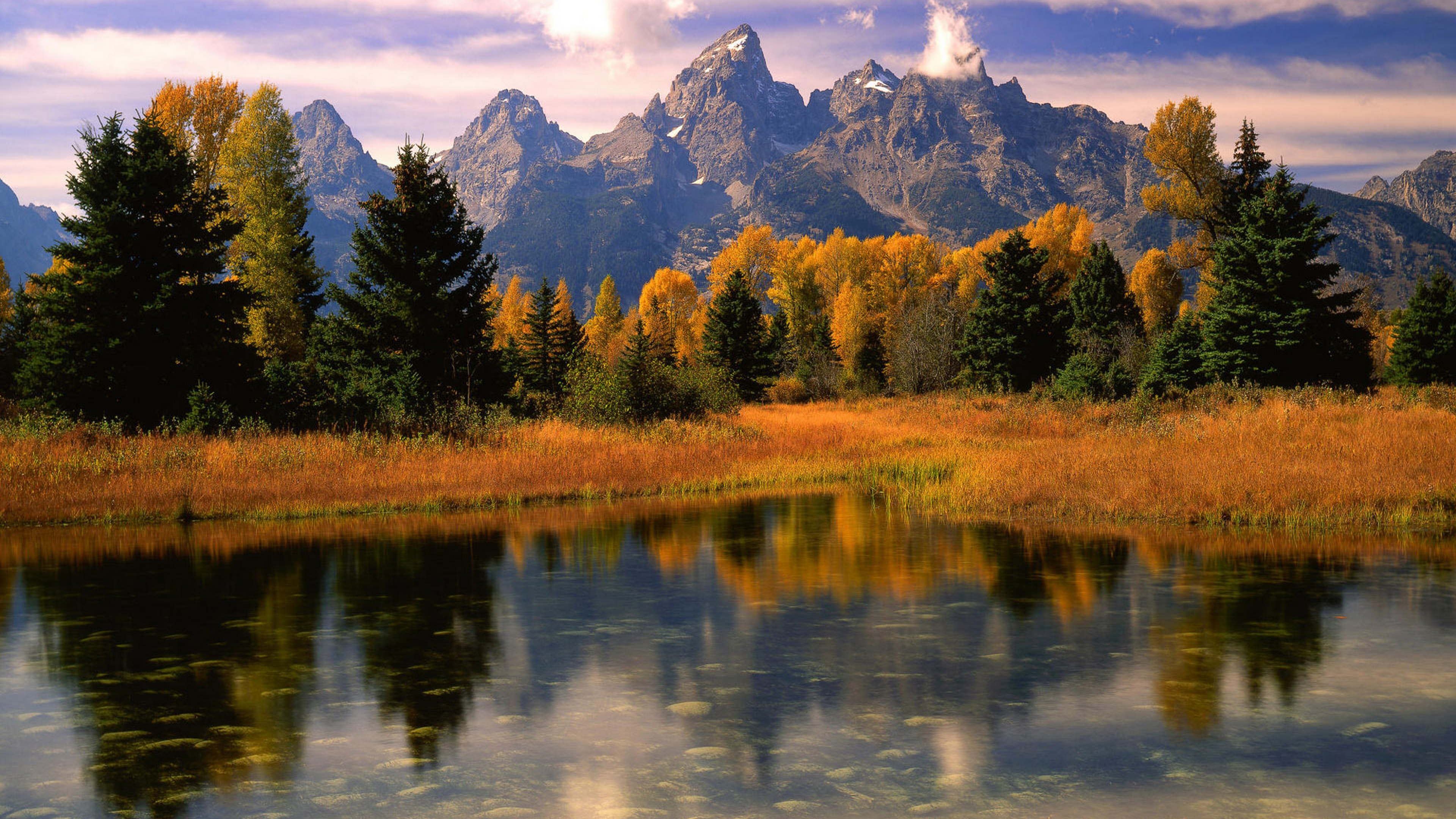 Живая природа 13.3. Национальный парк Гранд Тетон, гора Моран. Природа. Красивый пейзаж. Осень в горах.