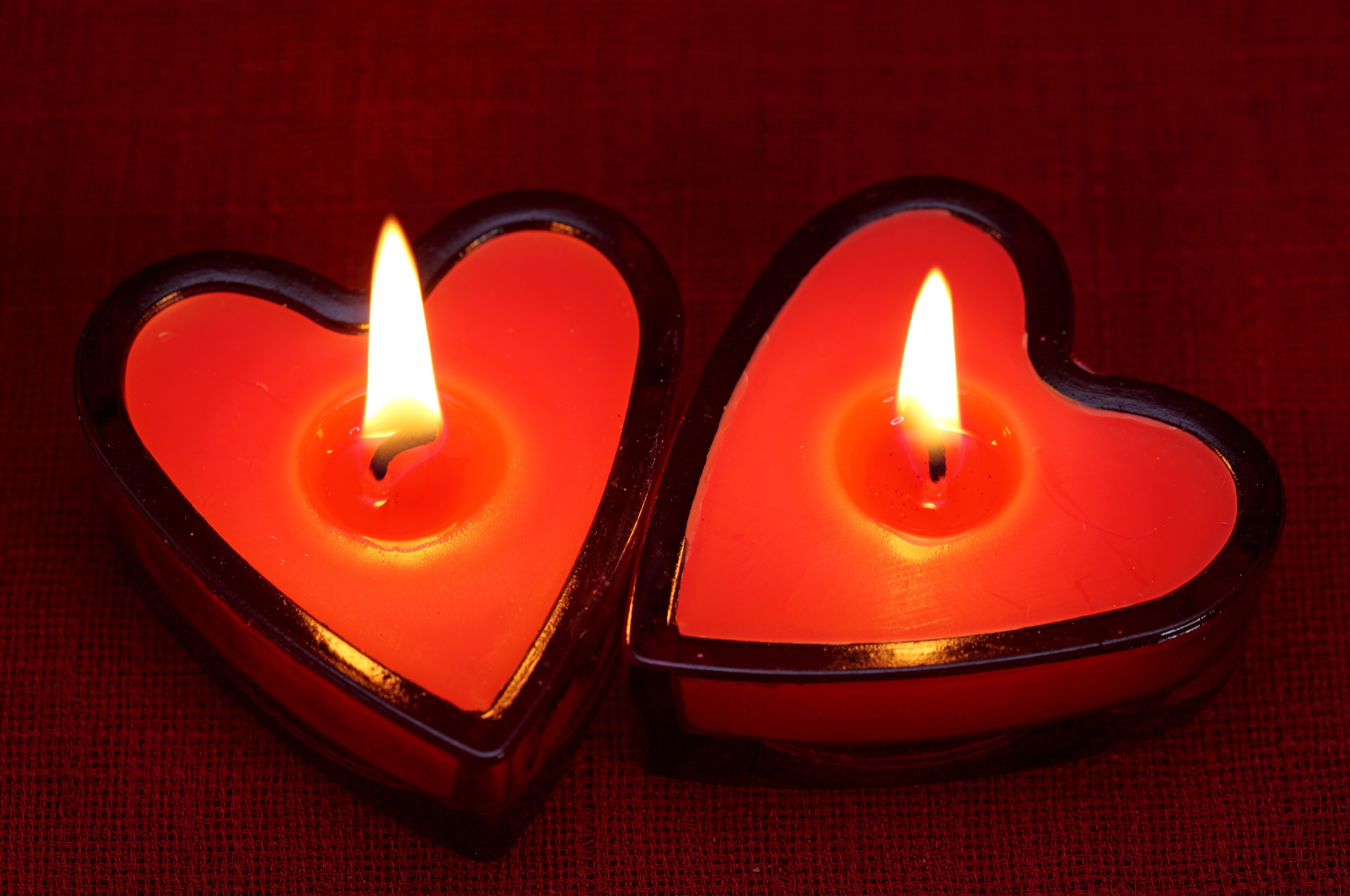 Свечк. Красивые свечи. Романтические свечи. Свеча в виде сердца. Романтические сердечки.