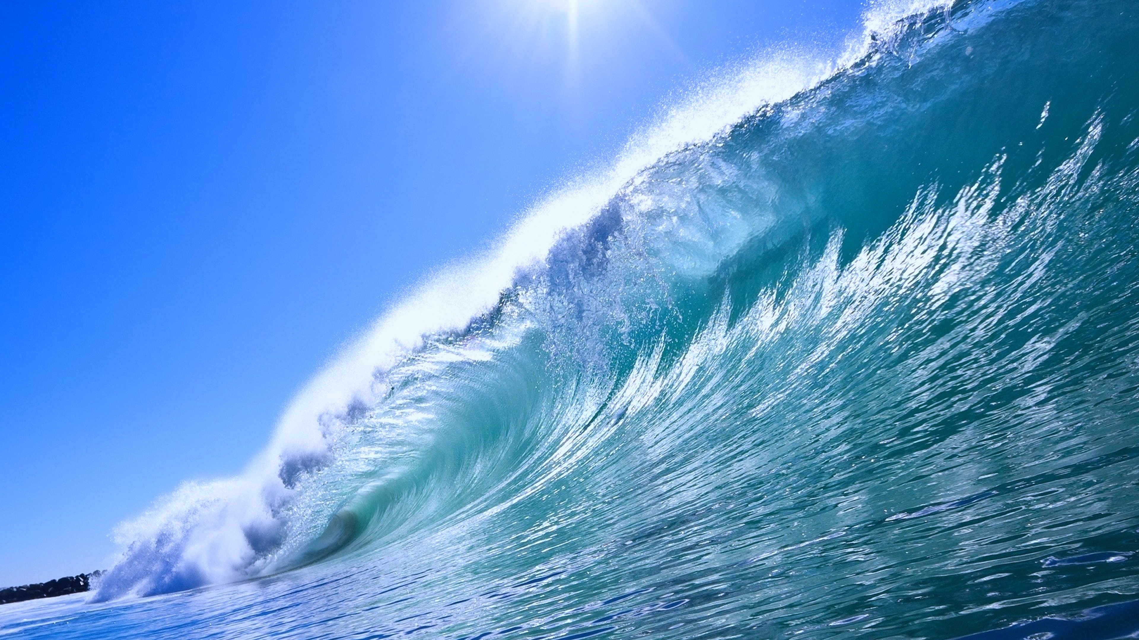 Красивые волны. Телевизор GOLDSTAR lt-40t460f 40" (2017). Море, волны. Океан. Океан волны.