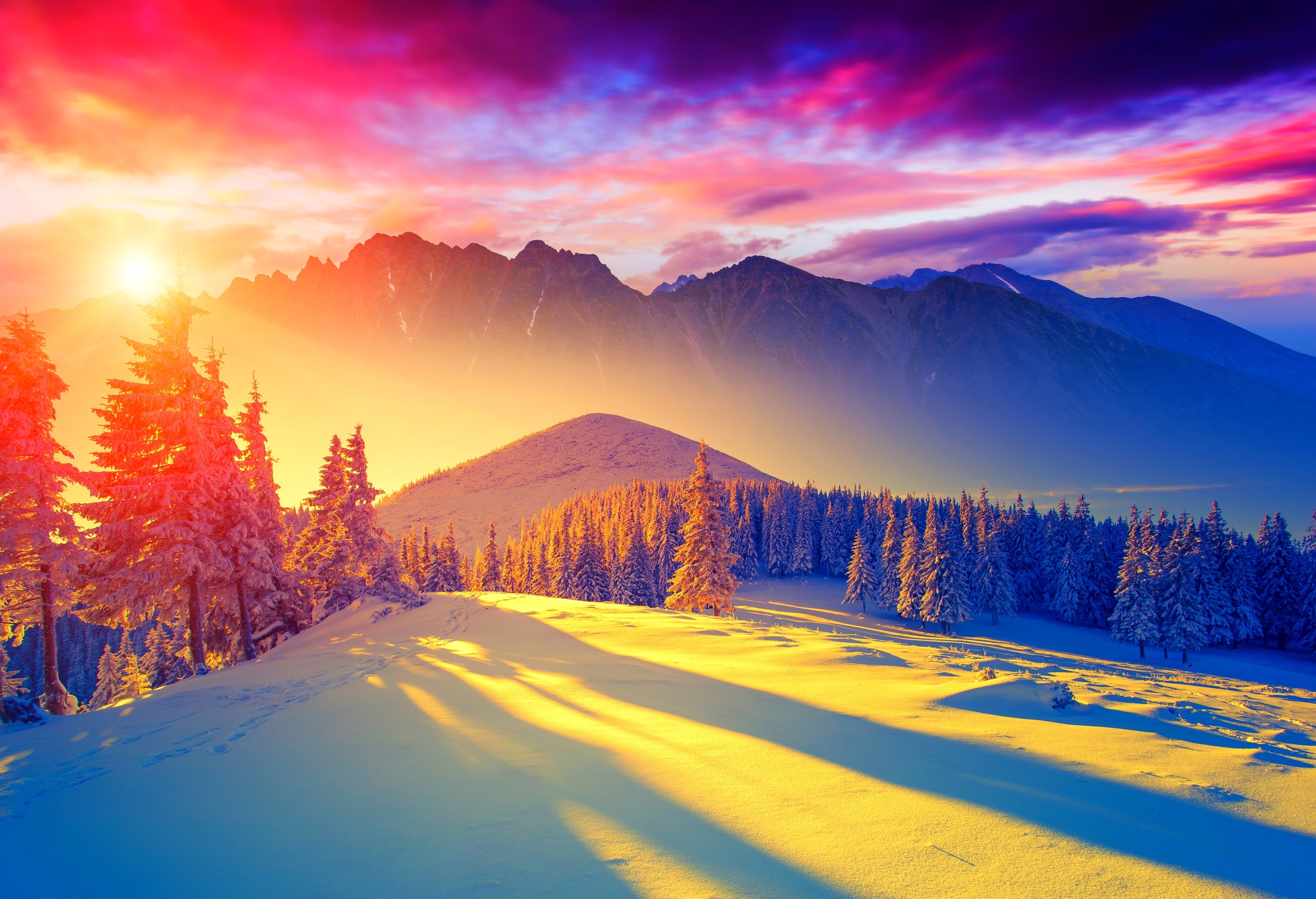 Is winter beautiful. Зимний закат. Снежный пейзаж. Зимние горы. Зима горы солнце.